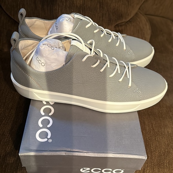 COPY - Ecco Soft Laces Shoes. US Size 9-9.5. - Picture 2 of 7